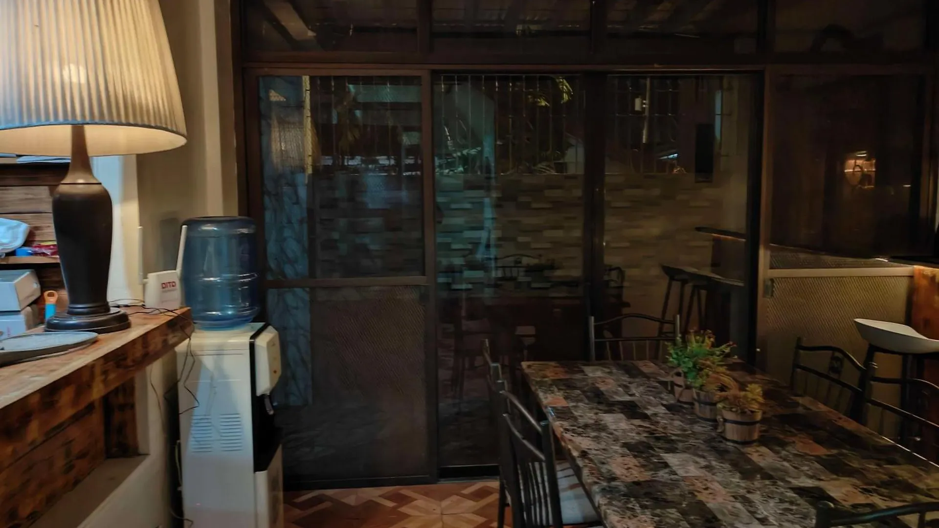 펜션 Spacious 3-Floor 6-Br Home, Pool, Bbq, Ktv, Wifi